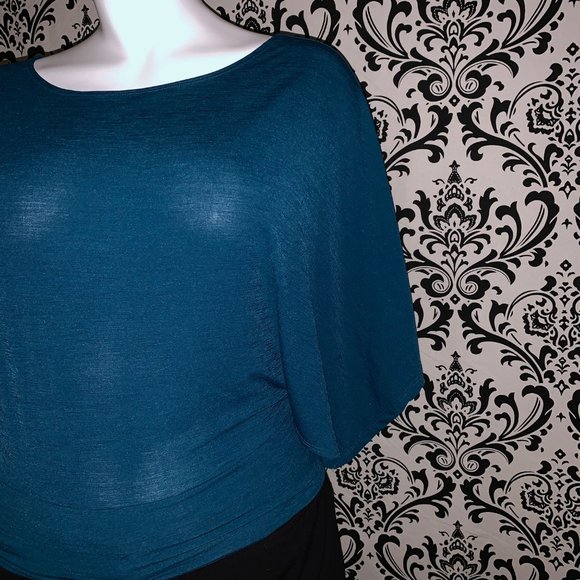 3/4 Loose Sleeve Turquoise Top Plus Size 1X - Picture 2 of 6